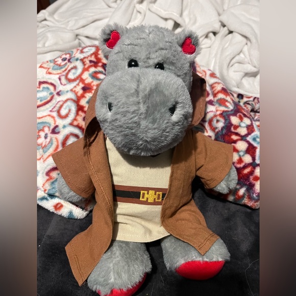 hippo buildabear. - Picture 1 of 2